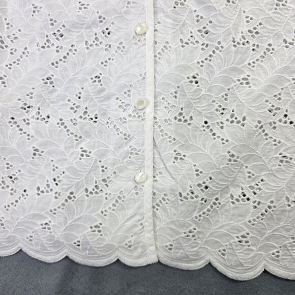 Talbots Shirt Womens 16 White Eyelet Lace Floral Top Scallop Hem Cottage Office - Picture 6 of 11